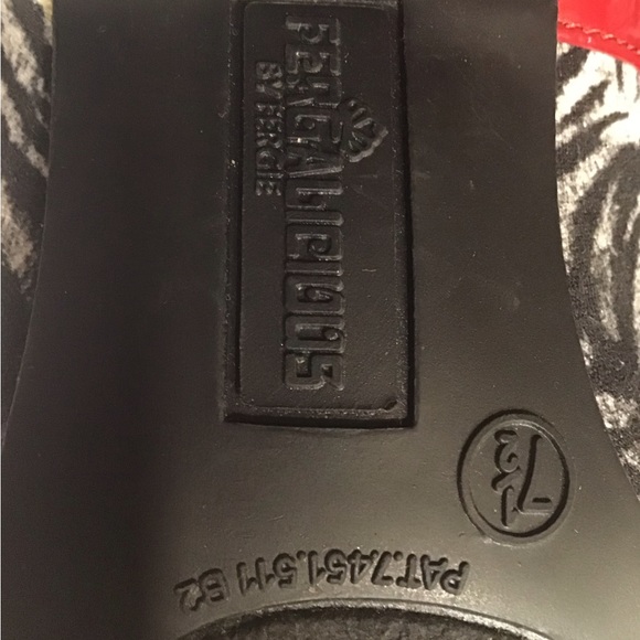 Fergalicious Celeste Patent Pump Zebra Print Leather Red High Heel Shoe SZ 7.5 - Picture 8 of 15